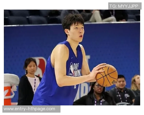 杨瀚森上半场未能登场开拓者暂时领先对手3分继续期待他的表现