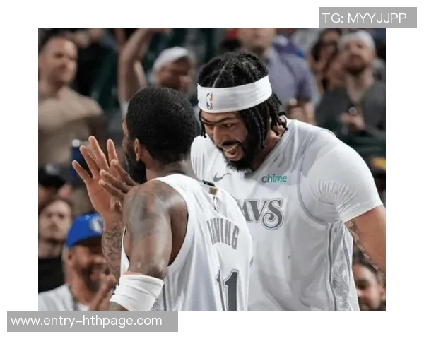 皮尔斯建议独行侠用欧文交易特雷杨以引入年轻控卫 皮尔斯建议独行侠用欧文交易特雷杨以引入年轻控卫