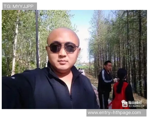 光头兄弟团齐聚社媒凯尔登晒好友统一发型与文班理发瞬间